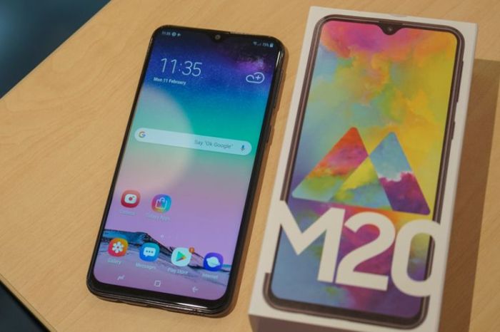Samsung galaxy m20