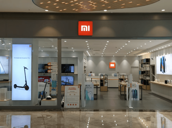 Xiaomi Opens Flagship Store in the UAE at Dubai Mall Xiaomi store