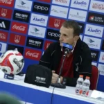 Milomir Seslija Tetap di Kemudi Persis Solo: Sebuah Ujian Kepercayaan di Tengah Badai Target