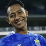 Lebaran Ditunda! Beckham Putra Buktikan Cinta Tanah Air, Rela Tak Mudik Demi Timnas Garuda! 8 Lebaran Ditunda! Beckham Putra Buktikan Cinta Tanah Air, Rela Tak Mudik Demi Timnas Garuda!