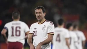 Home 11 featured-image