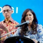 Platform Digital Abai Aturan Usia Anak: Menkomdigi Tak Kaget, Bahaya Mengintai! 6 Platform Digital Abai Aturan Usia Anak: Menkomdigi Tak Kaget, Bahaya Mengintai!