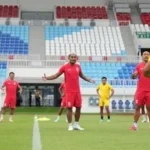 Badai Krisis Hantam Arema! Malut United Siap Curi Poin di Laga Penentuan? 7 Badai Krisis Hantam Arema! Malut United Siap Curi Poin di Laga Penentuan?