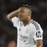 Mbappe Tinggalkan PSG ke Real Madrid: Paris Nyaris Juara Tanpa Dirinya? Mengapa Ia Tetap Tak Menyesal! 6 Mbappe Tinggalkan PSG ke Real Madrid: Paris Nyaris Juara Tanpa Dirinya? Mengapa Ia Tetap Tak Menyesal!